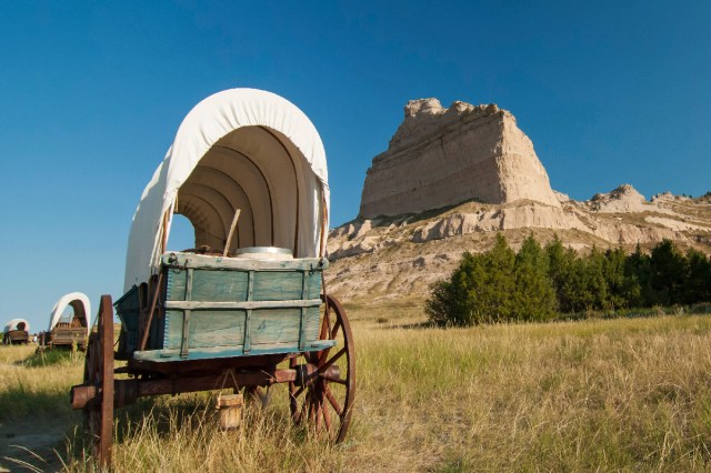 A wagon on the Oregon Trail 